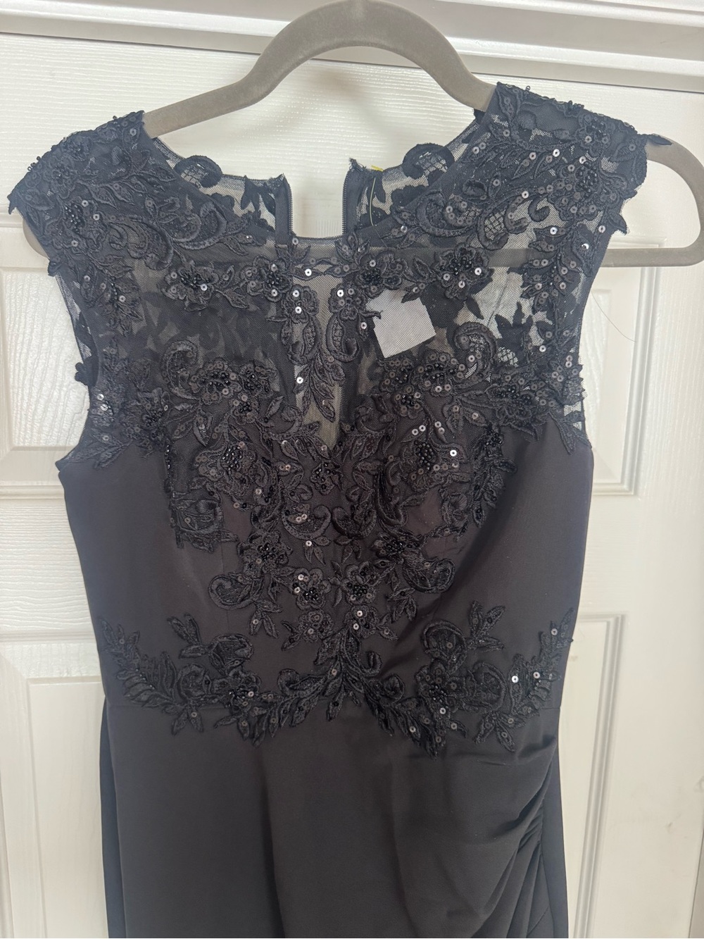 Oleg Cassini Black Embellished Mermaid Evening Gown Size 4 - Picture 4 of 10